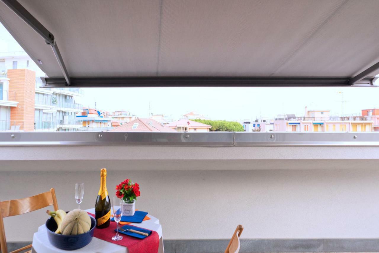 Attico Mutti Apartamento Loano Exterior foto